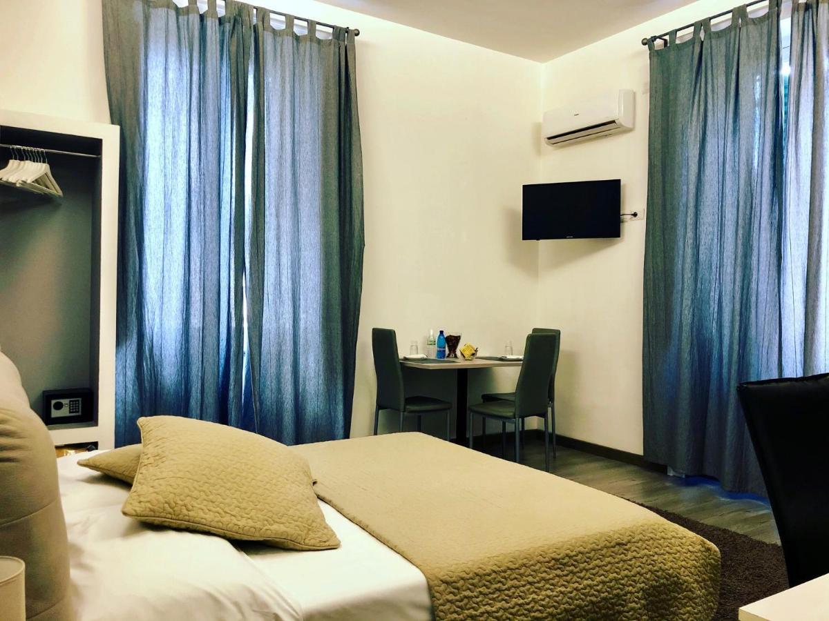 Deluxe B&B Centrocitta Reggio Calabria Esterno foto